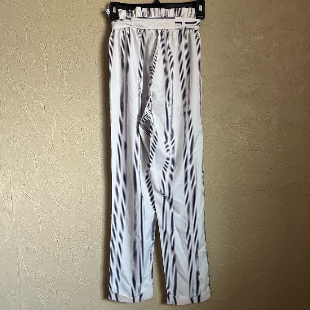 Paper-bag Pants - Picture 2 of 4